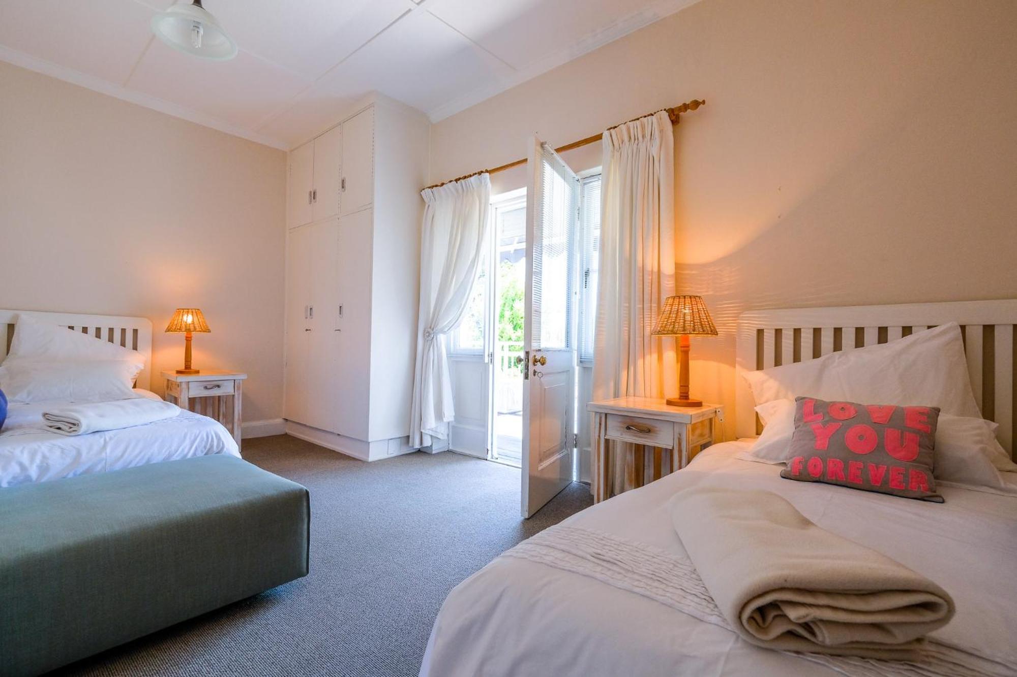Oude Berg Guesthouse - 10 Caledon Street George Rom bilde